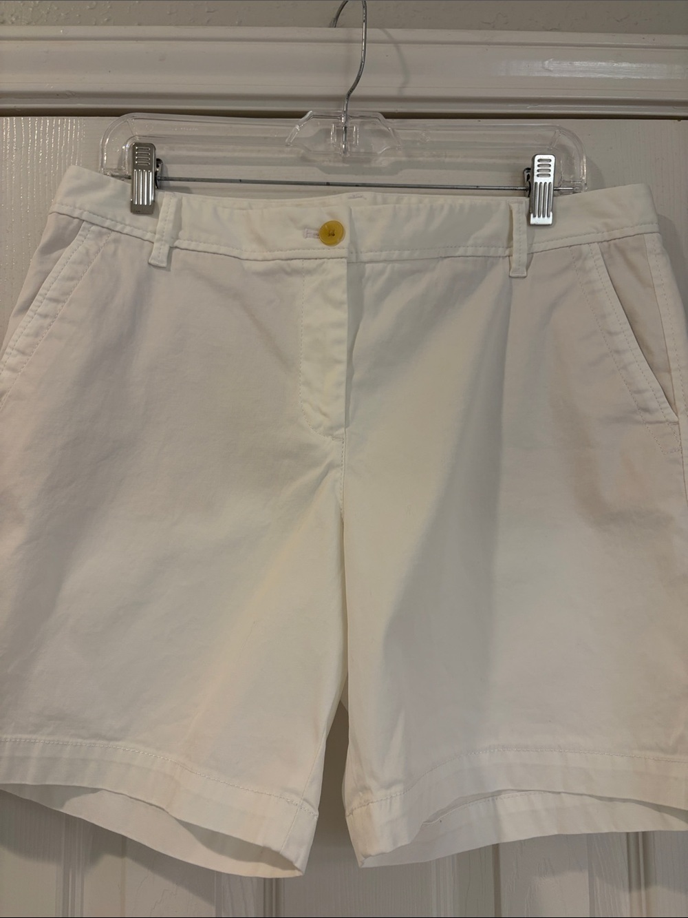Talbots White Cotton Girlfriend Chino Shorts with 7” inseam Never worn - Picture 11 of 11